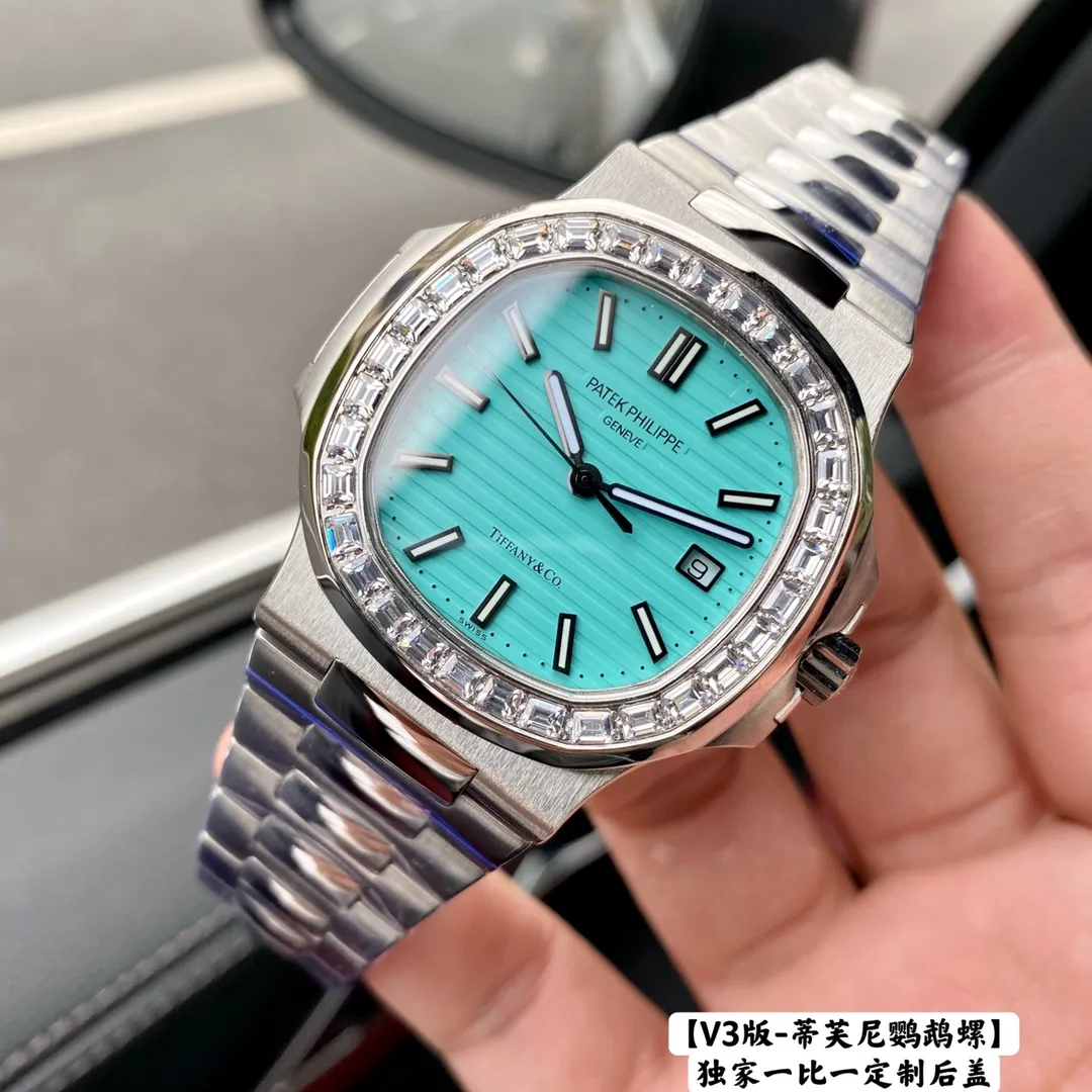 【Top replica】💰3300! Patek Philippe co-branded Tiffany global limited edition, Tiffany Nautilus Ref.5711 has arrived, the best detoxification solution on the Internet! Details: 1⃣️With customized version of Cal.324 automatic movement. 2⃣️316L customized ergonomic watch strap! The case has a clear steel stamp 3⃣️The beads in the steel band are diamond-shaped, which is consistent with the genuine product. 4⃣️Diameter 40 mm. Wearing 5711/1A not only shows youthful vitality, but also exudes a strong sense of calmness from the inside out. It is a well-deserved "King of Steel Watches"! Welcome for your tasting! 🔥Top quality products with constant quality🔥